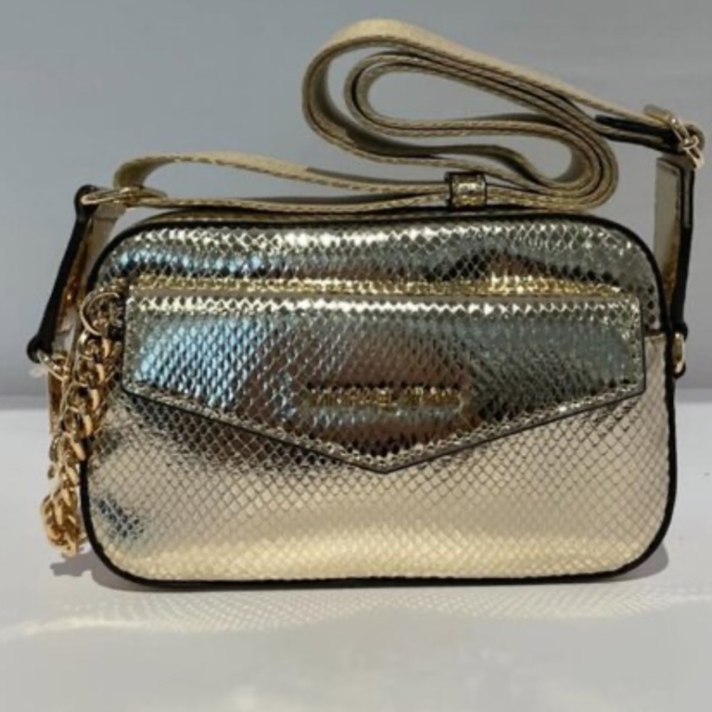 NWT Elegant Gold Authentic Michael Kors Embossed Leather Crossbody 2 in 1 Wallet